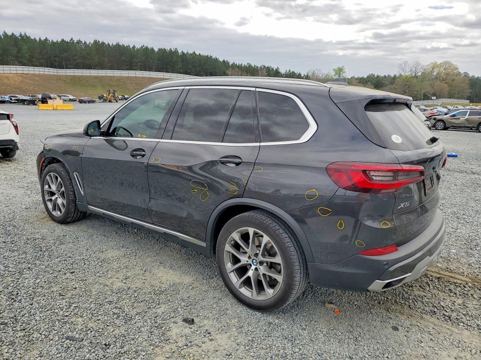 48209336 :رقم المزاد ، 5UXCR6C02M9E06253 vin ، 2021 Bmw X5 مزاد بيع