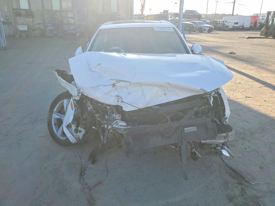 2019 Audi A4 მანქანა იყიდება აუქციონზე, vin: WAUGMAF48KA014189, აუქციონის ნომერი: 41805916