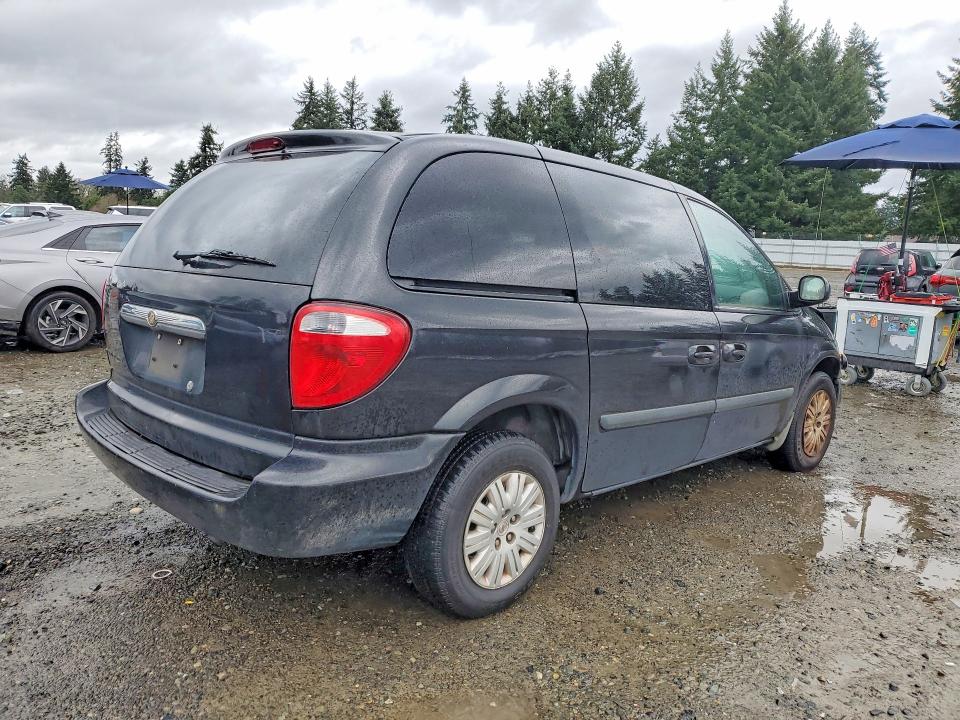 2006 Chrysler Town & Country მანქანა იყიდება აუქციონზე, vin: 1A4GP45R56B544302, აუქციონის ნომერი: 46010006