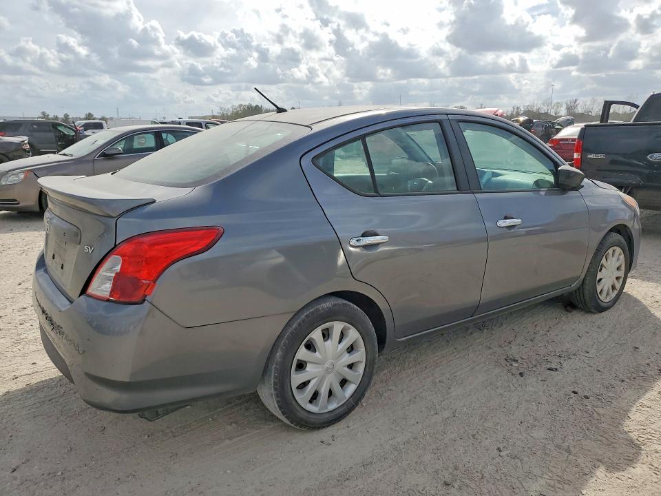 41644316 :رقم المزاد ، 3N1CN7APXHL861531 vin ، 2017 Nissan Versa مزاد بيع
