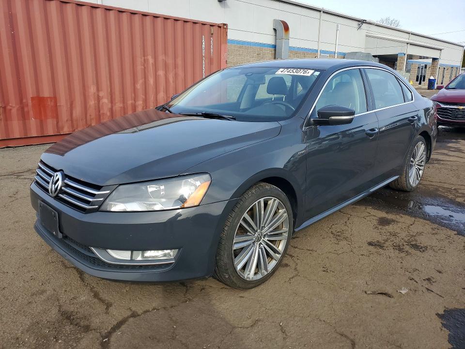 Продажа на аукционе авто 2015 Volkswagen Passat, vin: 1VWBT7A37FC018162, номер лота: 47453076