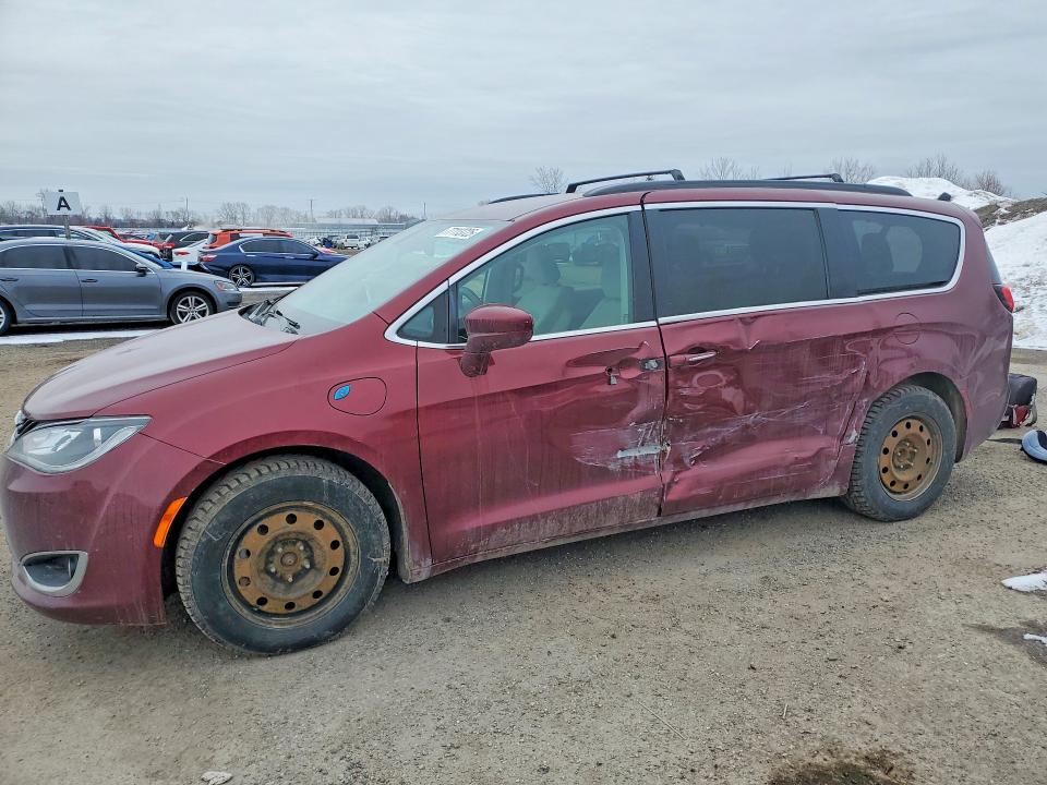 77113725 :رقم المزاد ، 2C4RC1H73JR248336 vin ، 2018 Chrysler Pacifica مزاد بيع