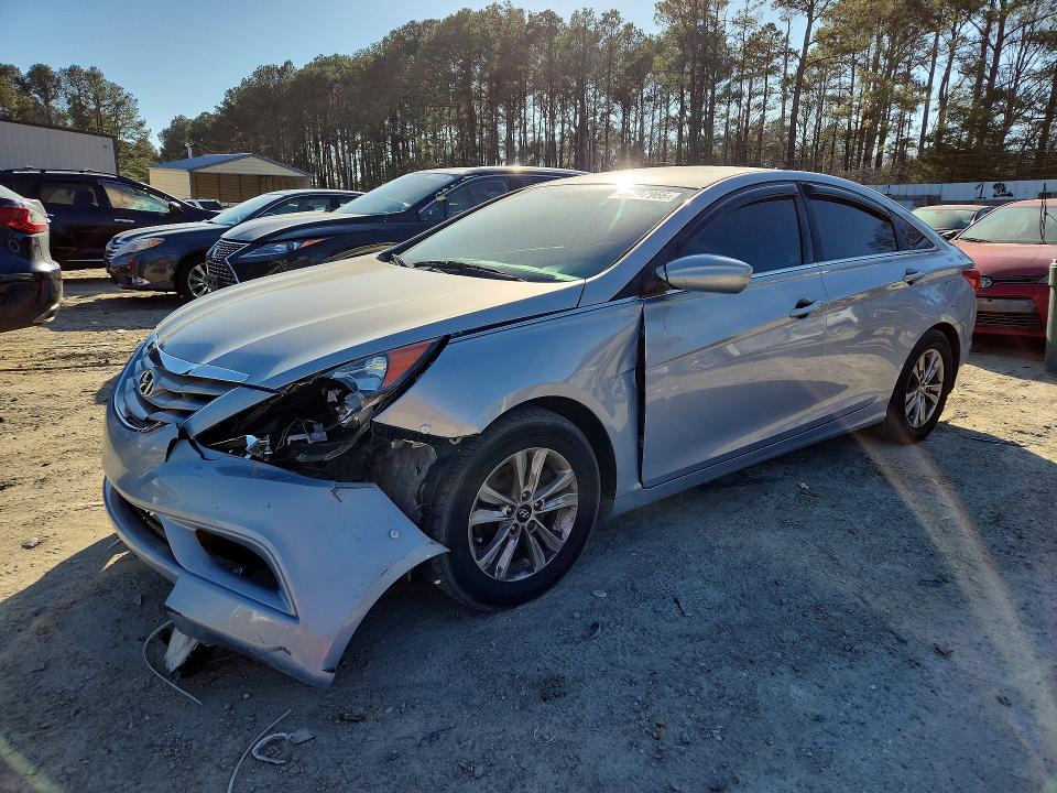 2013 Hyundai Sonata მანქანა იყიდება აუქციონზე, vin: 5NPEB4AC9DH799060, აუქციონის ნომერი: 46797966