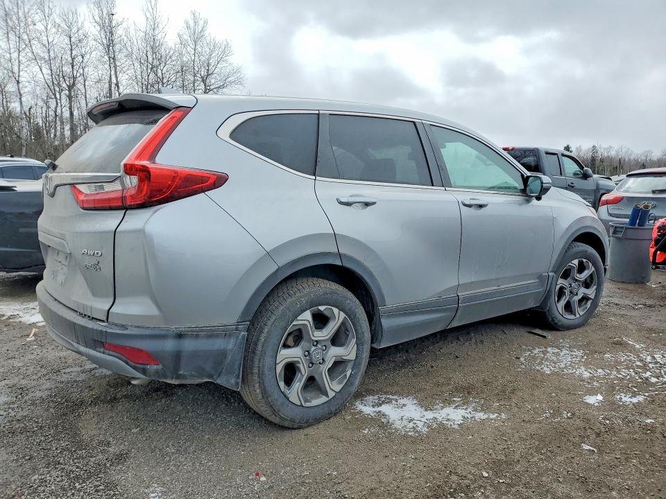 46325226 :رقم المزاد ، 2HKRW2H80JH141196 vin ، 2018 Honda Cr-v مزاد بيع