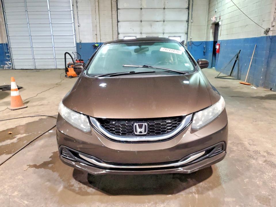 2014 Honda Civic მანქანა იყიდება აუქციონზე, vin: 2HGFB2F82EH555632, აუქციონის ნომერი: 79743425
