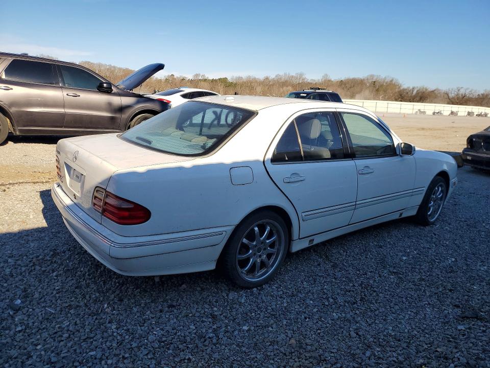 Aukcja sprzedaży 2000 Mercedes-benz E, vin: WDBJF65J7YB082721, numer aukcji: 41953926