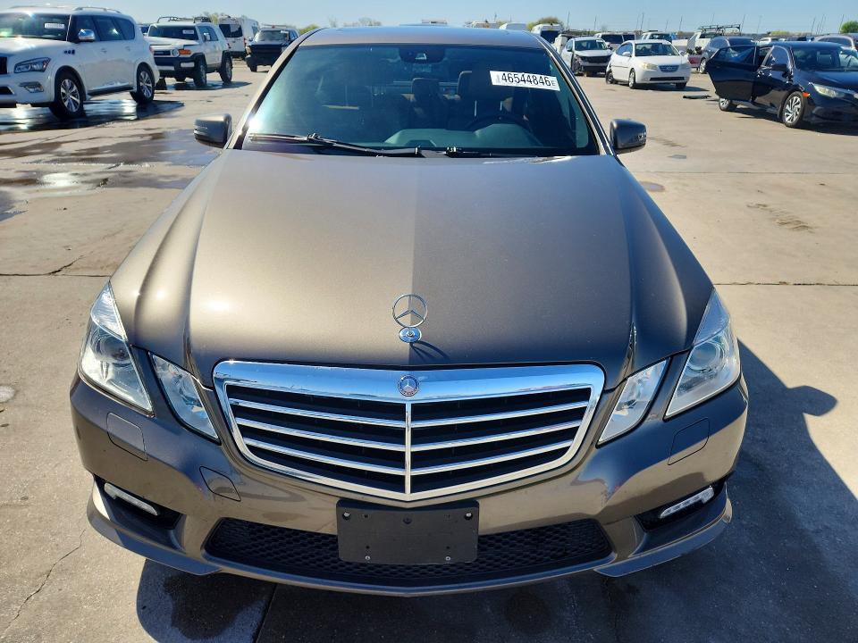 46544846 :رقم المزاد ، WDDHF2EB1BA445163 vin ، 2011 Mercedes-benz E مزاد بيع