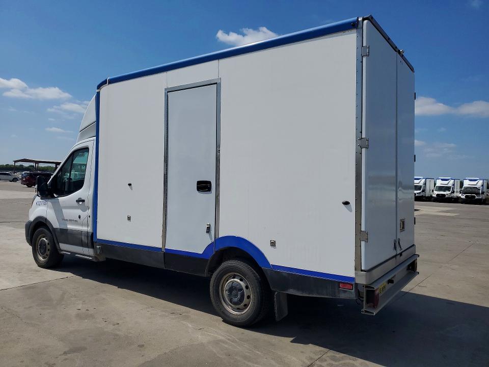 46946546 :رقم المزاد ، 1FDBW5Z83NKA01650 vin ، 2022 Ford Transit مزاد بيع