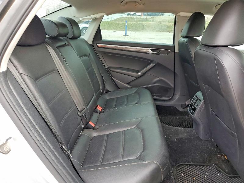 Продажа на аукционе авто 2018 Volkswagen Passat, vin: 1VWBA7A37JC031329, номер лота: 41878426
