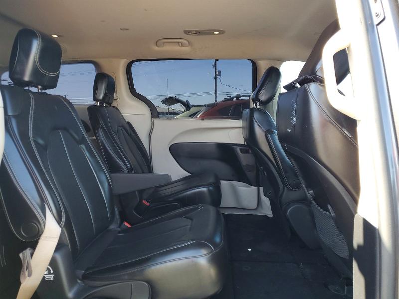 45501266 :رقم المزاد ، 2C4RC1DG8MR542762 vin ، 2021 Chrysler Voyager مزاد بيع