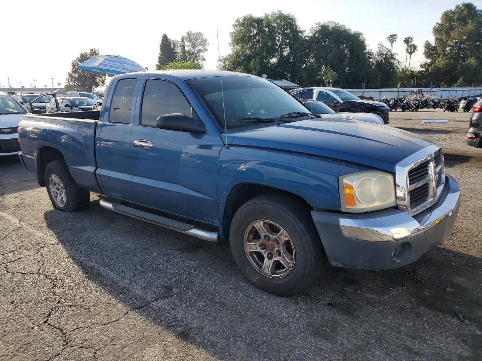47675936 :رقم المزاد ، 1D7HE42K55S157440 vin ، 2005 Dodge Dakota مزاد بيع