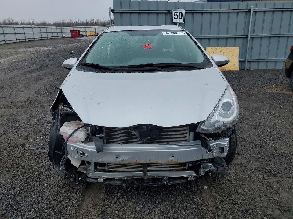 Продажа на аукционе авто 2016 Toyota Prius C, vin: JTDKDTB30G1136915, номер лота: 48283926
