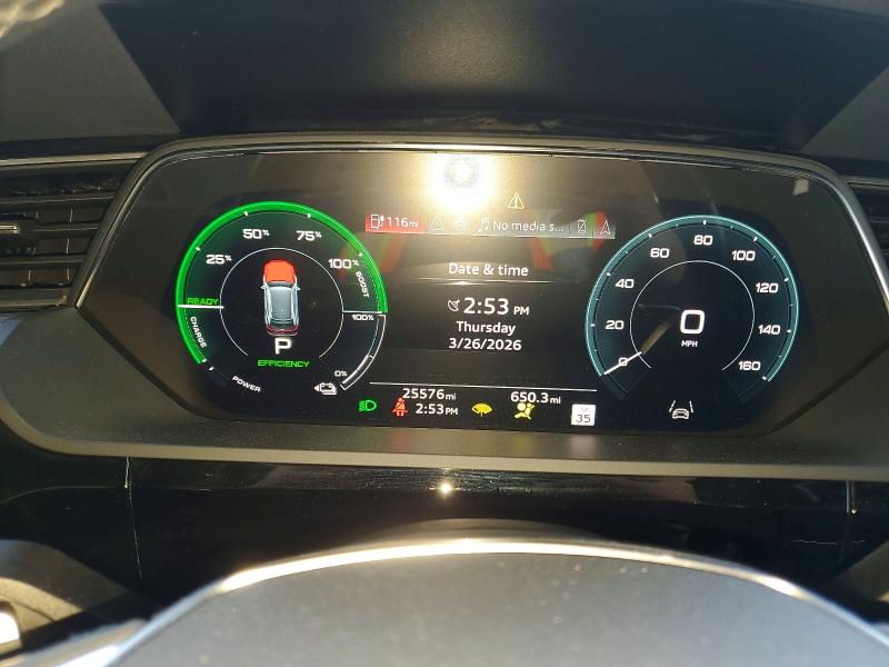 2024 Audi Q8 E-tron მანქანა იყიდება აუქციონზე, vin: WA15AAGE1RB045535, აუქციონის ნომერი: 47409756