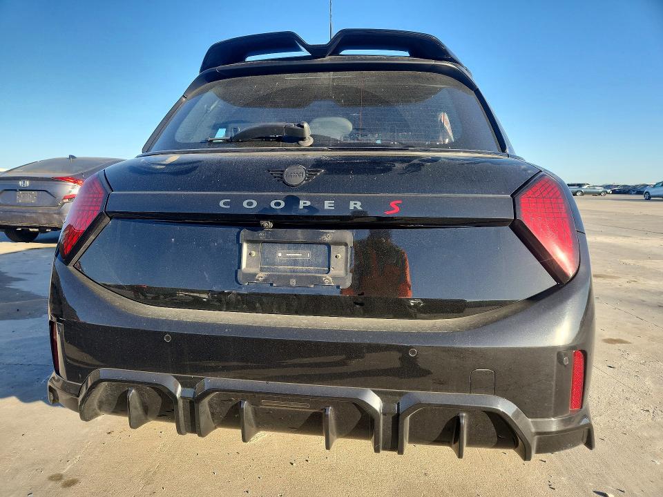 Продаж на аукціоні авто 2025 Mini Cooper, vin: WMW53GD04S2W65276, номер лоту: 46762126
