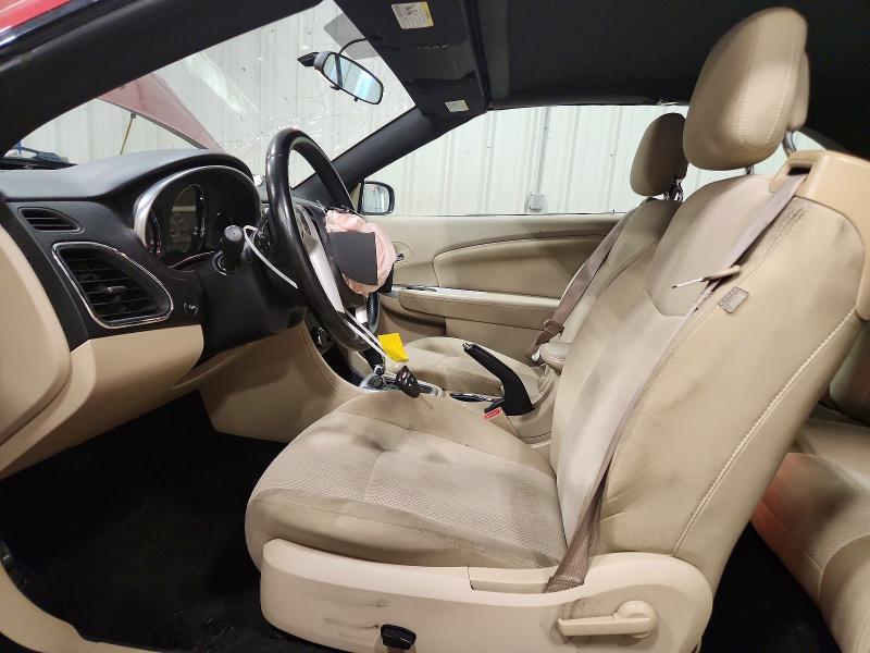 47989876 :رقم المزاد ، 1C3BCBEB0DN512053 vin ، 2013 Chrysler 200 مزاد بيع