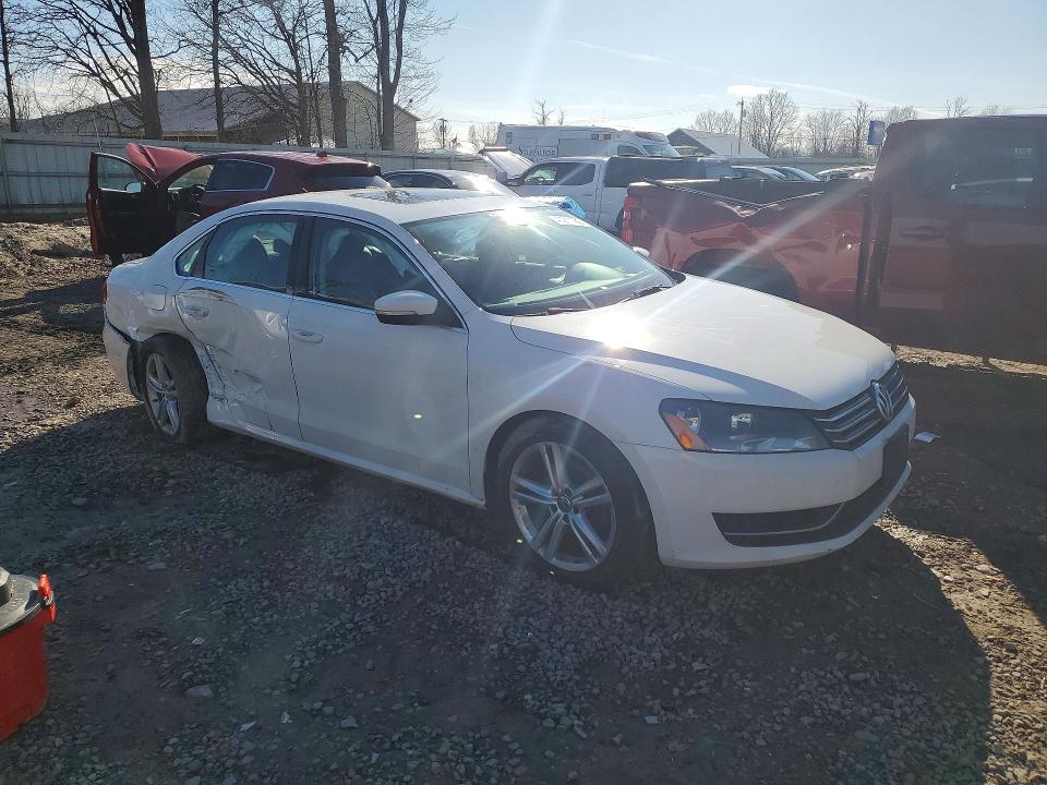 Продаж на аукціоні авто 2014 Volkswagen Passat, vin: 1VWBT7A31EC070756, номер лоту: 47211786