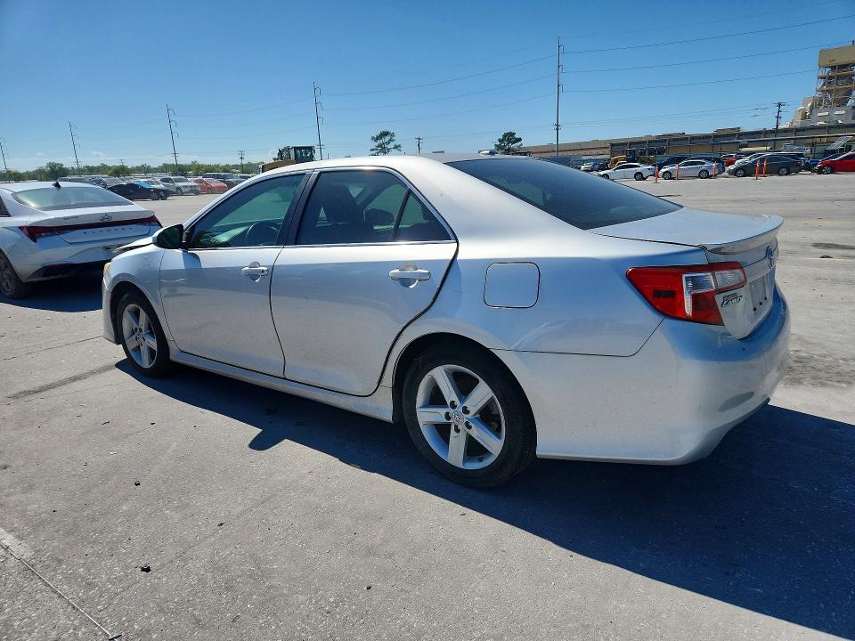 47369716 :رقم المزاد ، 4T1BF1FK3DU221964 vin ، 2013 Toyota Camry مزاد بيع