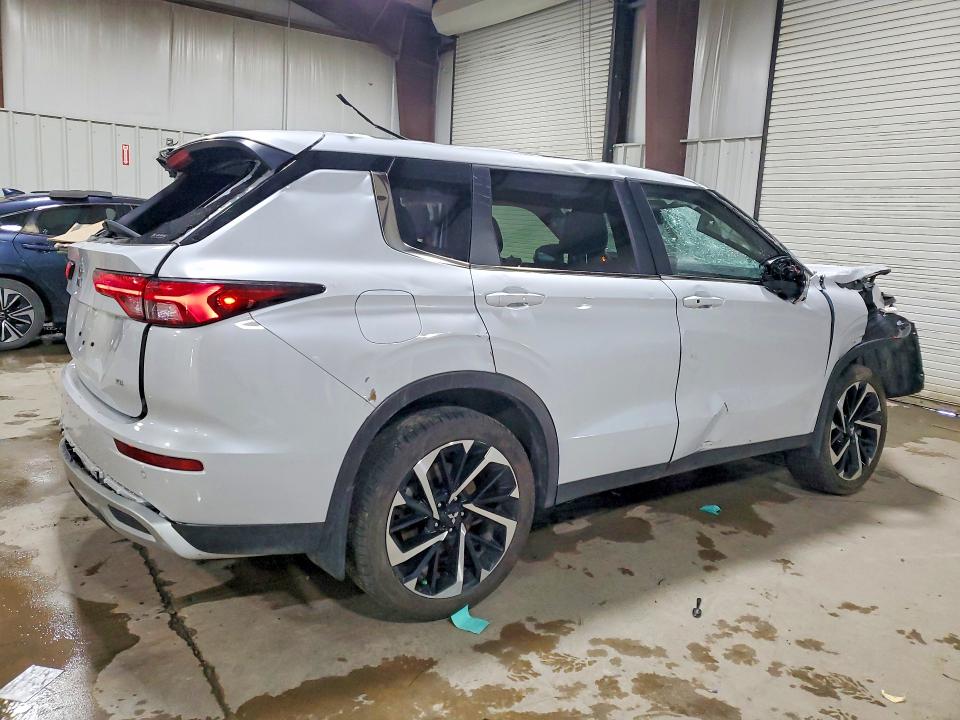2024 Mitsubishi Outlander მანქანა იყიდება აუქციონზე, vin: JA4J4VA88RZ030862, აუქციონის ნომერი: 46924416