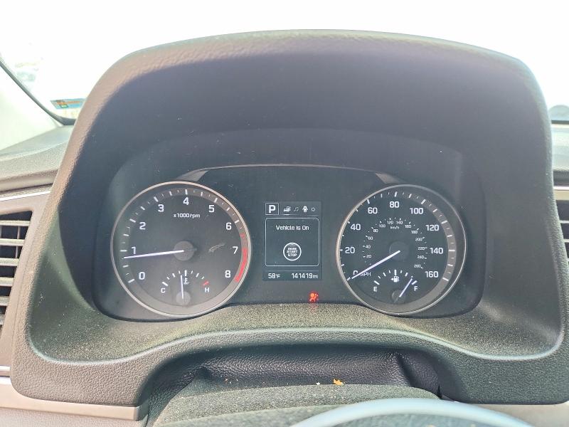 47119106 :رقم المزاد ، 5NPD84LF4JH385746 vin ، 2018 Hyundai Elantra مزاد بيع