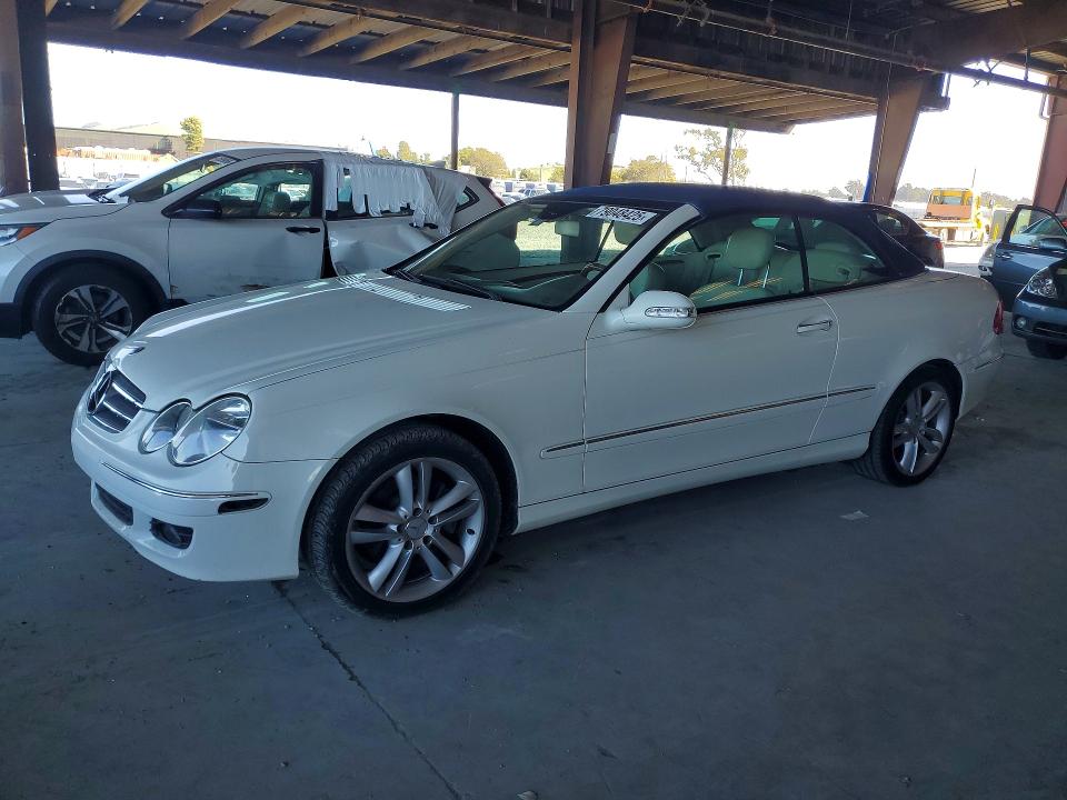 79048425 :رقم المزاد ، WDBTK56F57T078880 vin ، 2007 Mercedes-benz Clk مزاد بيع