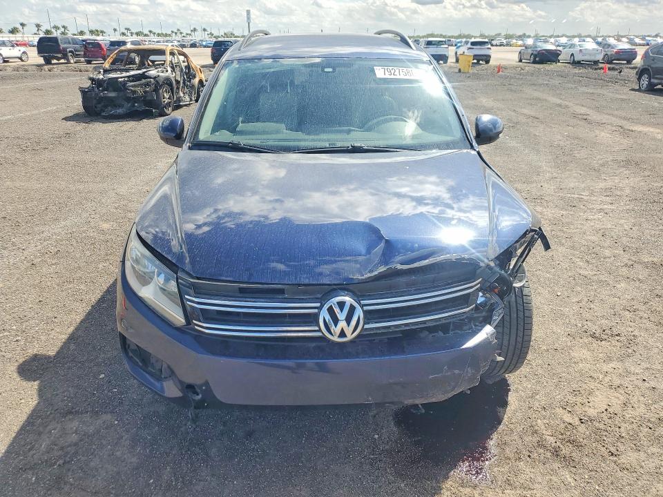 Продажа на аукционе авто 2016 Volkswagen Tiguan, vin: WVGAV7AXXGW591743, номер лота: 79275805