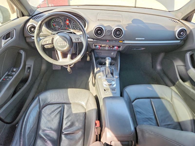 Продаж на аукціоні авто 2018 Audi A3, vin: WAUUPBFF7JA091376, номер лоту: 45595516