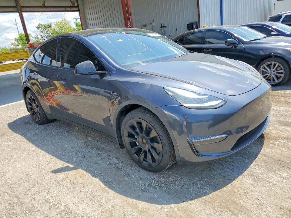 47269486 :رقم المزاد ، 5YJYGDEE7LF022724 vin ، 2020 Tesla Model Y مزاد بيع