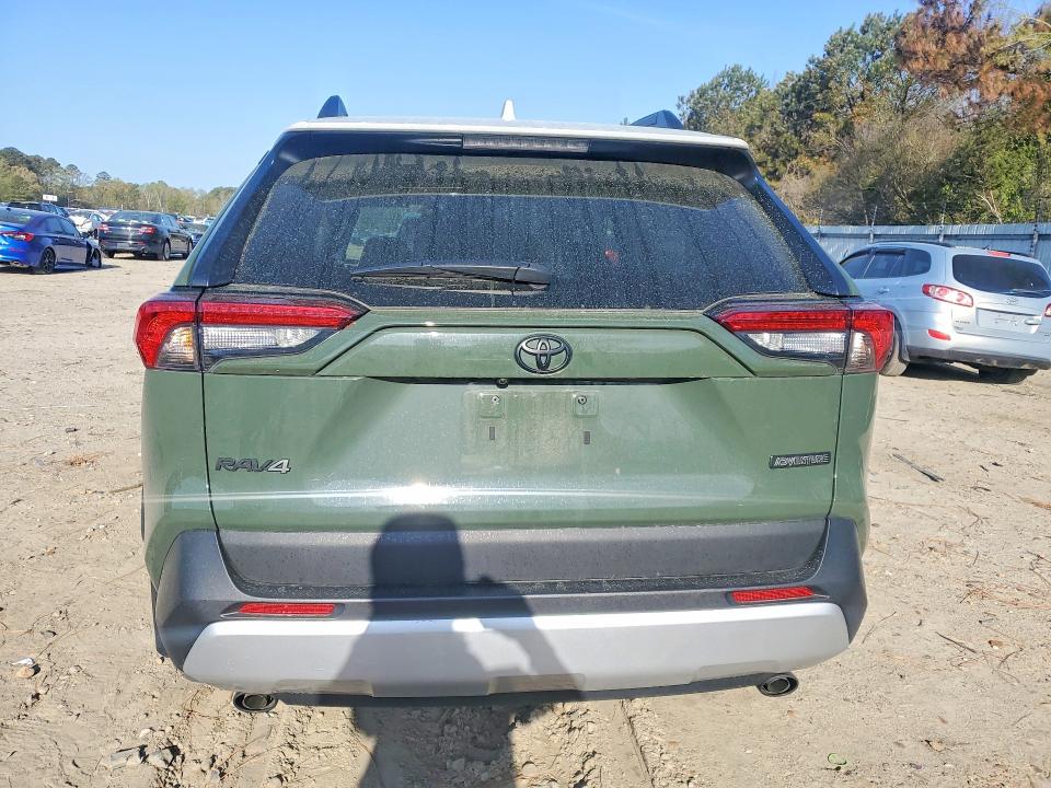 Продажа на аукционе авто 2024 Toyota Rav4, vin: 2T3J1RFV2RW479880, номер лота: 47916516