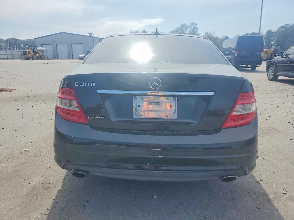 Продаж на аукціоні авто 2011 Mercedes-benz C, vin: WDDGF5EB9BA473273, номер лоту: 45851316