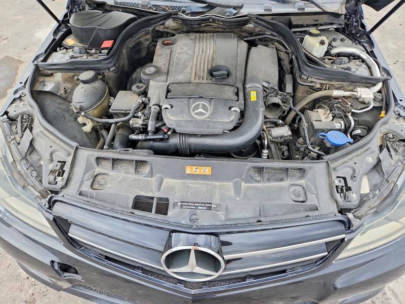 Продажа на аукционе авто 2015 Mercedes-benz C, vin: WDDGJ4HB3FG363374, номер лота: 41819306
