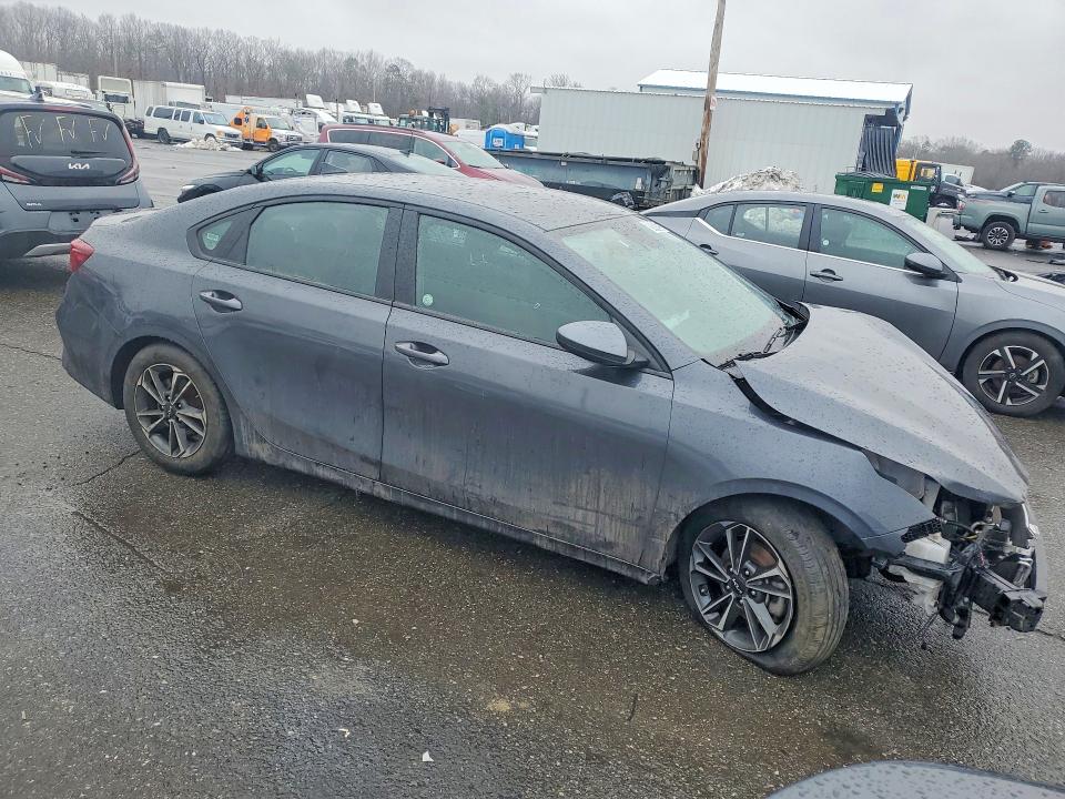 Продажа на аукционе авто 2024 Kia Forte, vin: 3KPF24AD1RE753649, номер лота: 79745295