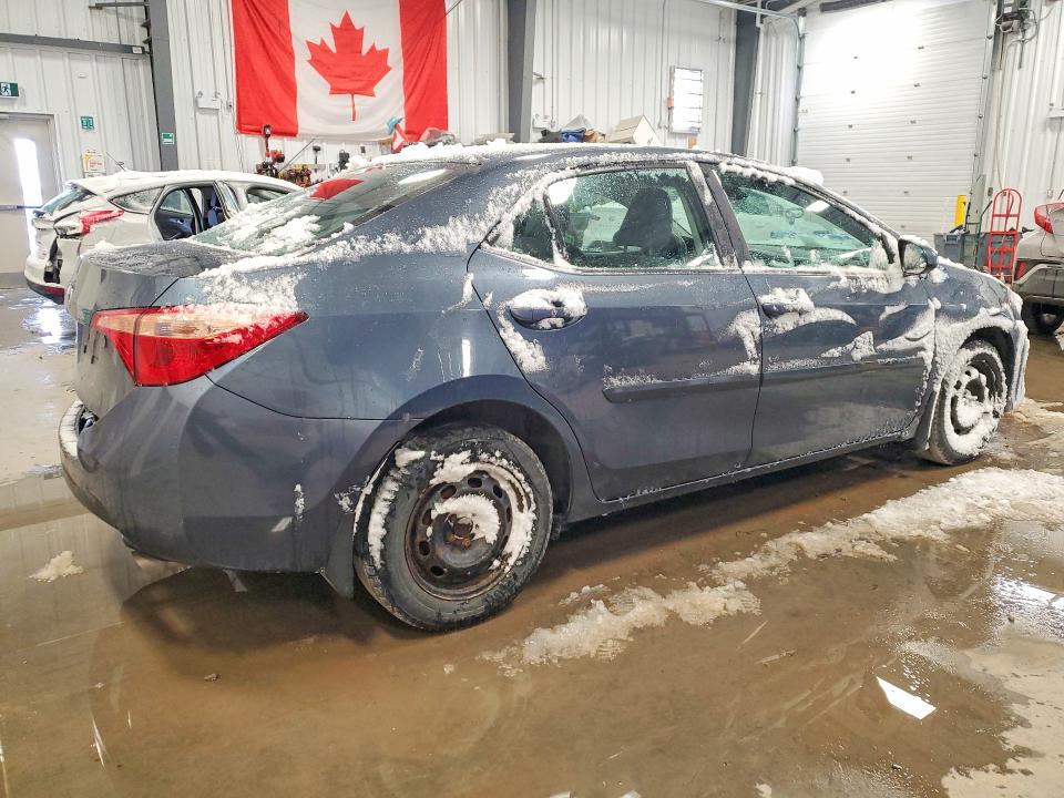 45719246 :رقم المزاد ، 2T1BURHE9JC053823 vin ، 2018 Toyota Corolla مزاد بيع