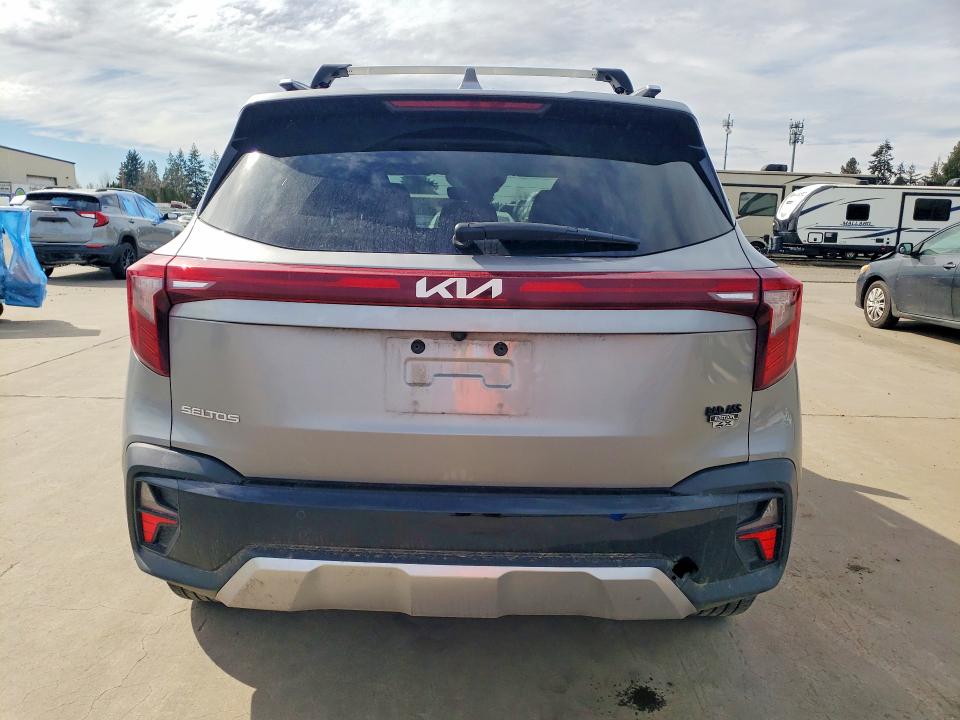 2025 Kia Seltos მანქანა იყიდება აუქციონზე, vin: KNDERCAA5S7687197, აუქციონის ნომერი: 41627466