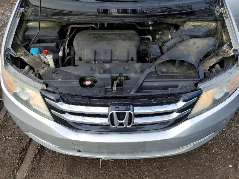41805266 :رقم المزاد ، 5FNRL5H69FB509809 vin ، 2015 Honda Odyssey مزاد بيع