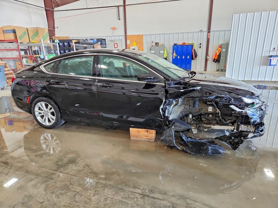 45603146 :رقم المزاد ، 1C3CCCAG0GN155912 vin ، 2016 Chrysler 200 مزاد بيع