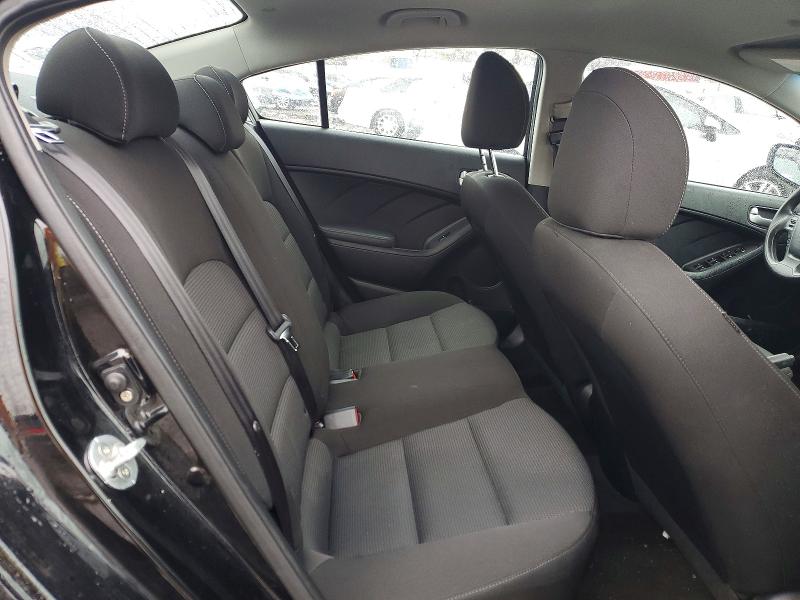79916635 :رقم المزاد ، 3KPFK4A78HE135088 vin ، 2017 Kia Forte مزاد بيع