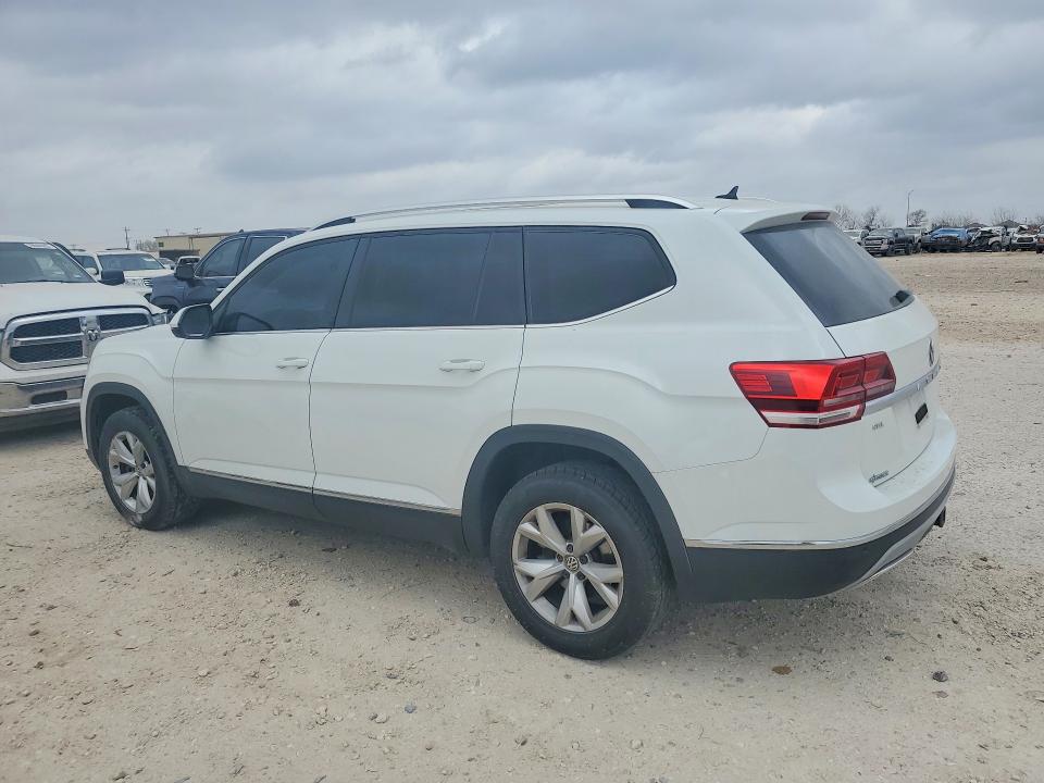 Продажа на аукционе авто 2018 Volkswagen Atlas, vin: 1V2ER2CA2JC504205, номер лота: 79662665