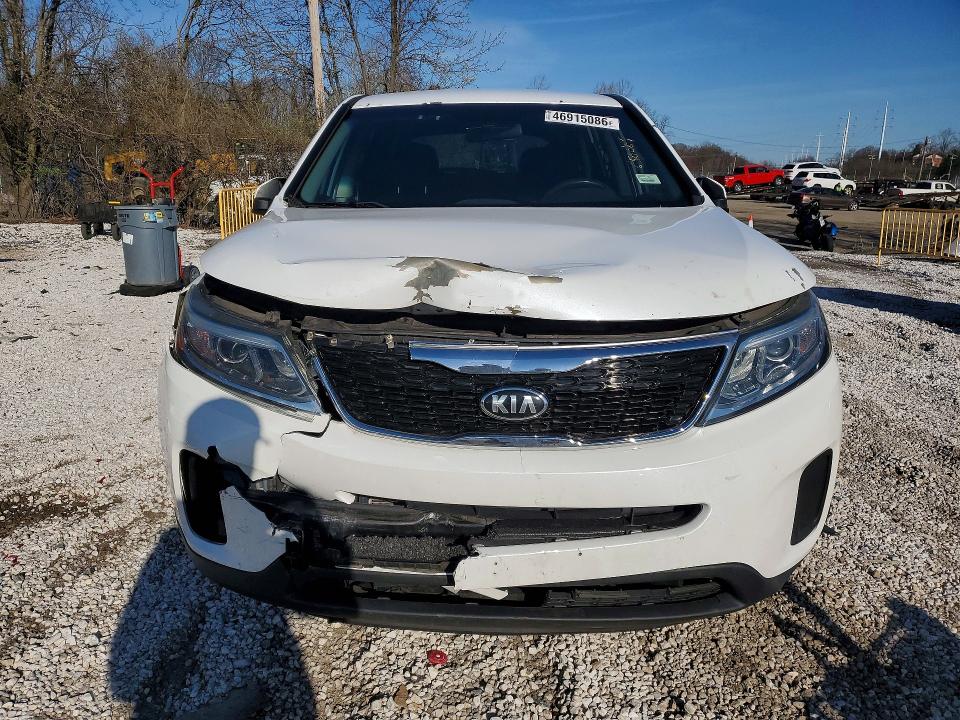 Продажа на аукционе авто 2015 Kia Sorento, vin: 5XYKTCA62FG650889, номер лота: 46915086