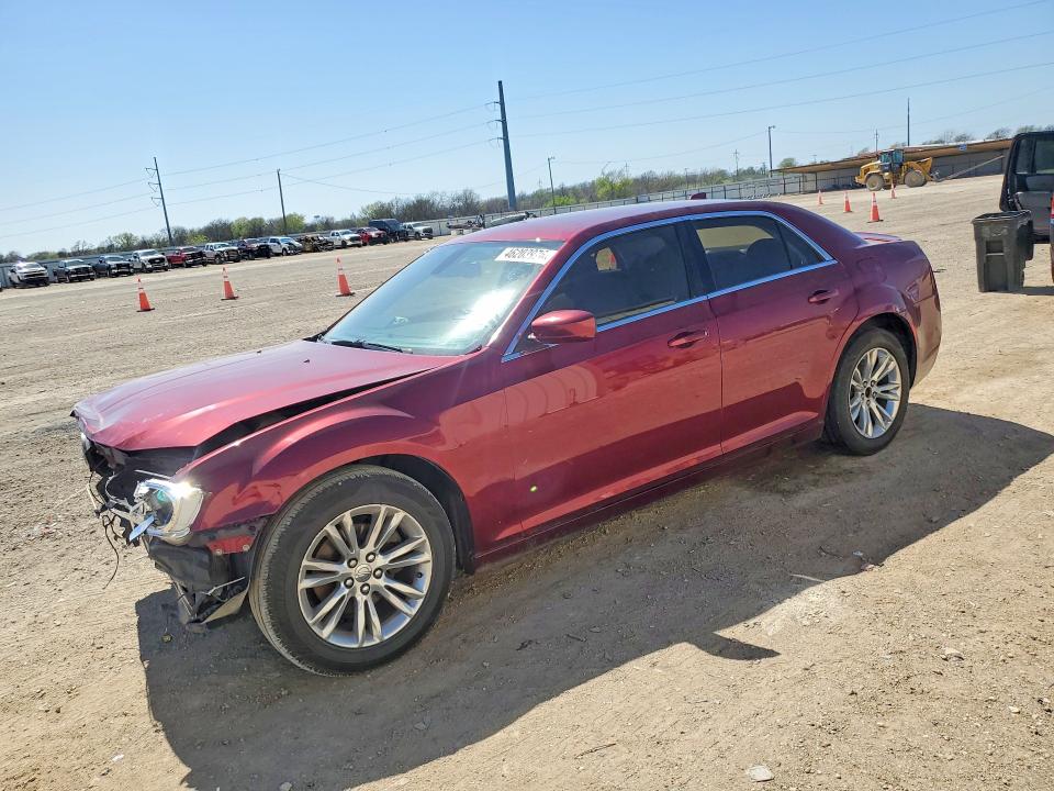 46203976 :رقم المزاد ، 2C3CCAAGXJH320823 vin ، 2018 Chrysler 300 مزاد بيع