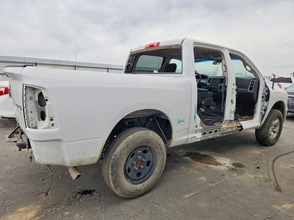 46653296 :رقم المزاد ، 1C6RR7LG2MS541521 vin ، 2021 Ram 1500 Classic مزاد بيع