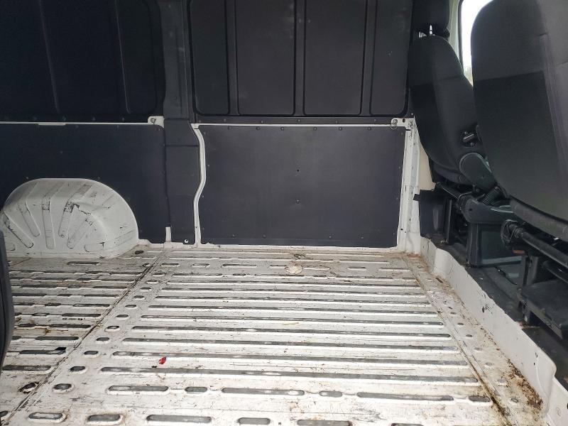 74589305 :رقم المزاد ، 3C6TRVCG1JE138977 vin ، 2018 Ram Promaster 2500 مزاد بيع
