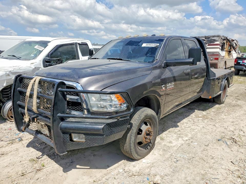 46903386 :رقم المزاد ، 3C7WRTCL5HG692290 vin ، 2017 Ram 3500 مزاد بيع