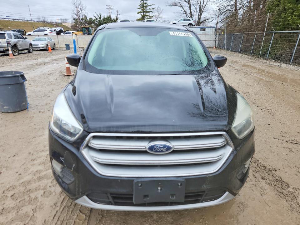 Продажа на аукционе авто 2017 Ford Escape, vin: 1FMCU0GD2HUC97654, номер лота: 47166796