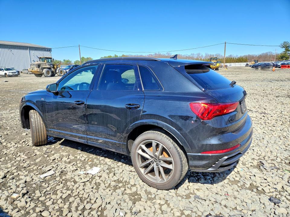 Продажа на аукционе авто 2022 Audi Q3, vin: WA1DECF31N1089529, номер лота: 47262326