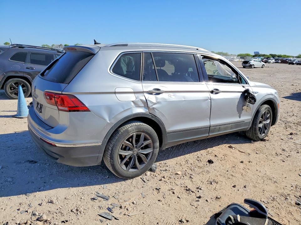Продажа на аукционе авто 2023 Volkswagen Tiguan, vin: 3VV3B7AX8PM092964, номер лота: 47083916