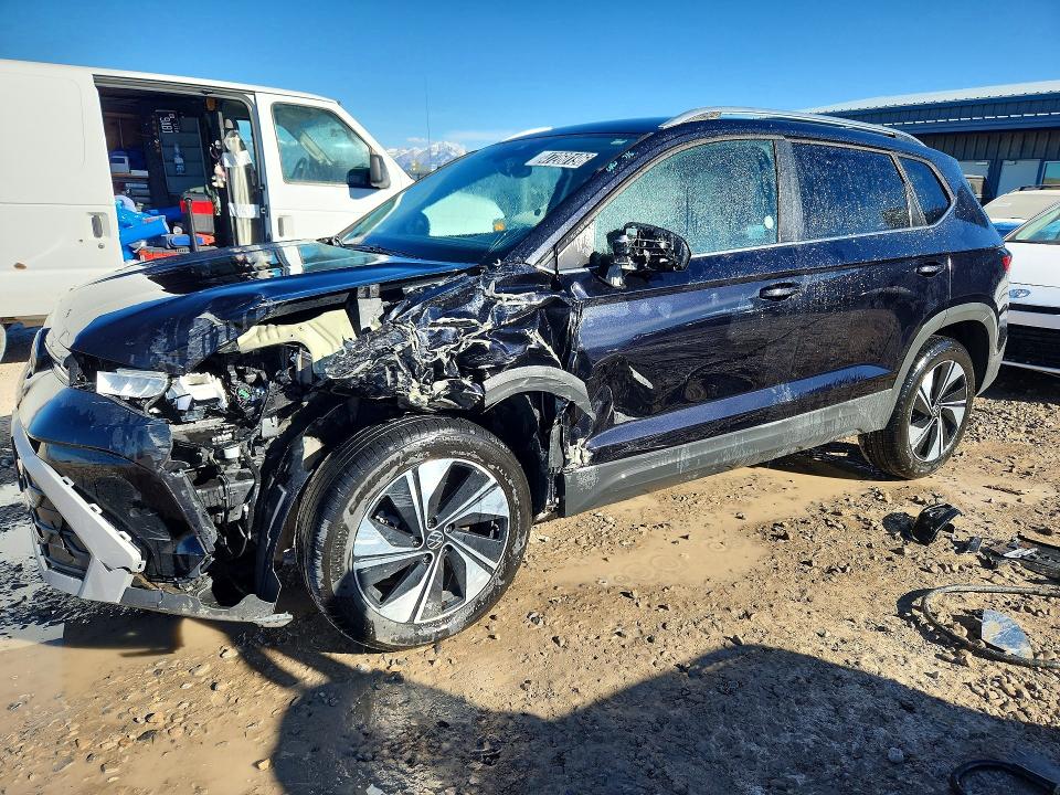 47260196 :رقم المزاد ، 3VVUC7B22SM035639 vin ، 2025 Volkswagen Taos مزاد بيع