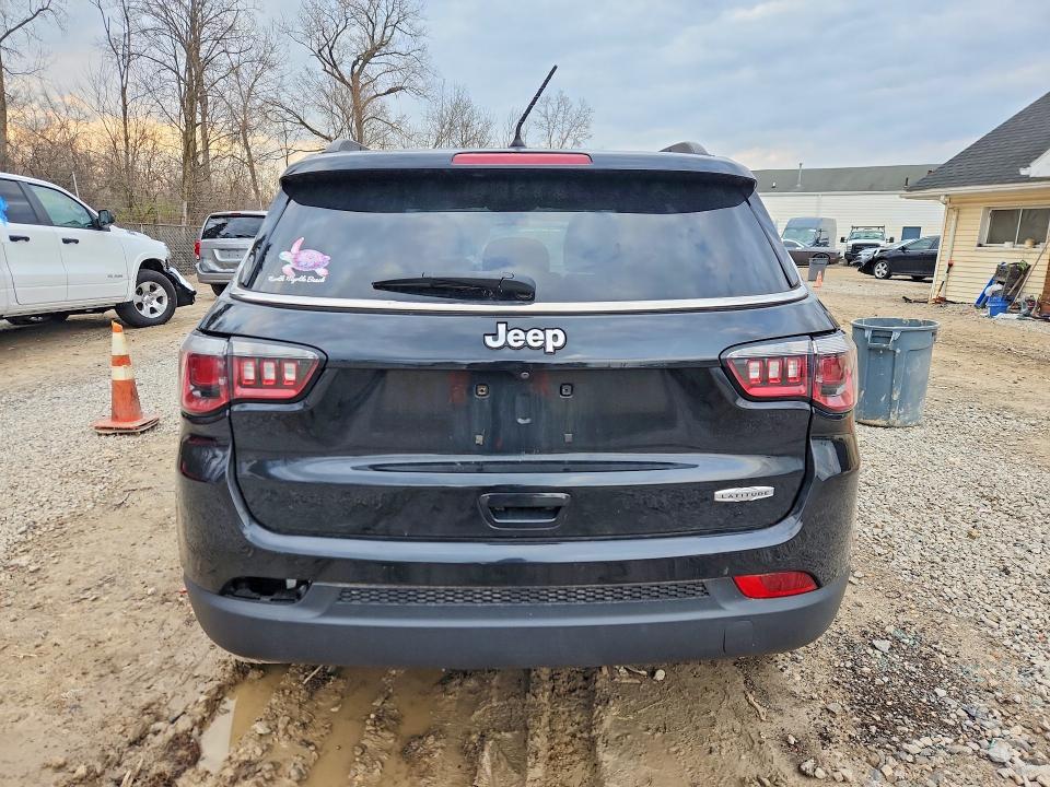 2018 Jeep Compass მანქანა იყიდება აუქციონზე, vin: 3C4NJCBB5JT265536, აუქციონის ნომერი: 48343366