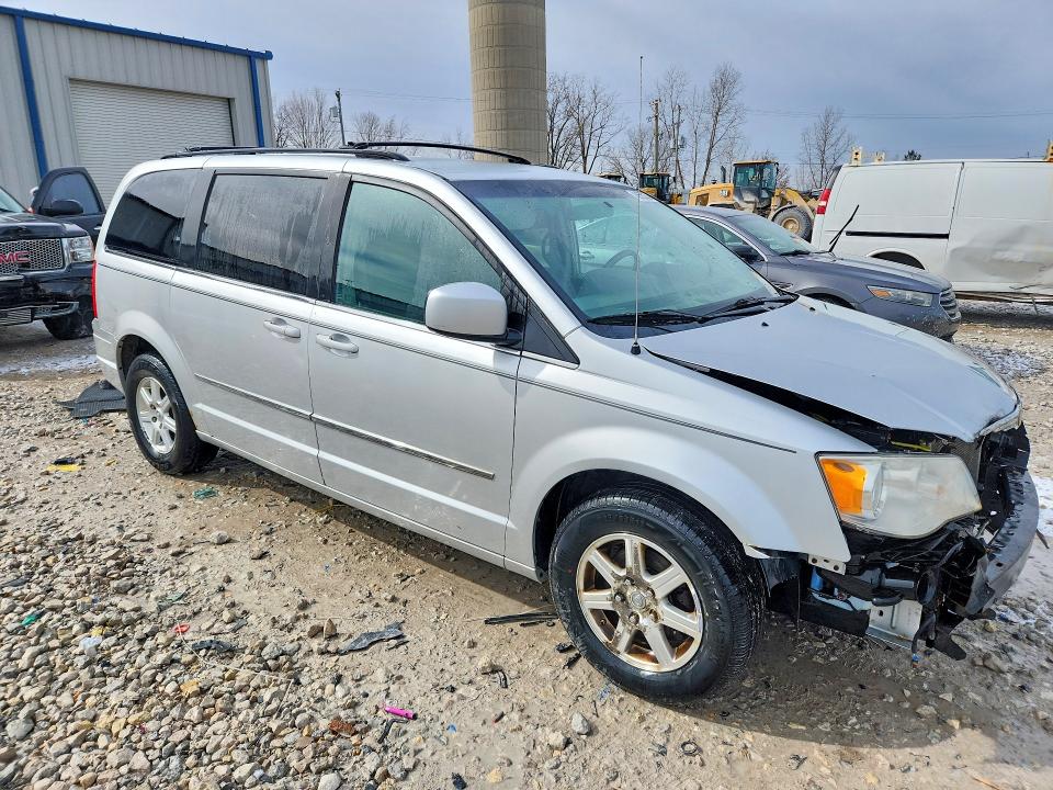 Продажа на аукционе авто 2009 Chrysler Town & Country, vin: 2A8HR54139R673742, номер лота: 45555236