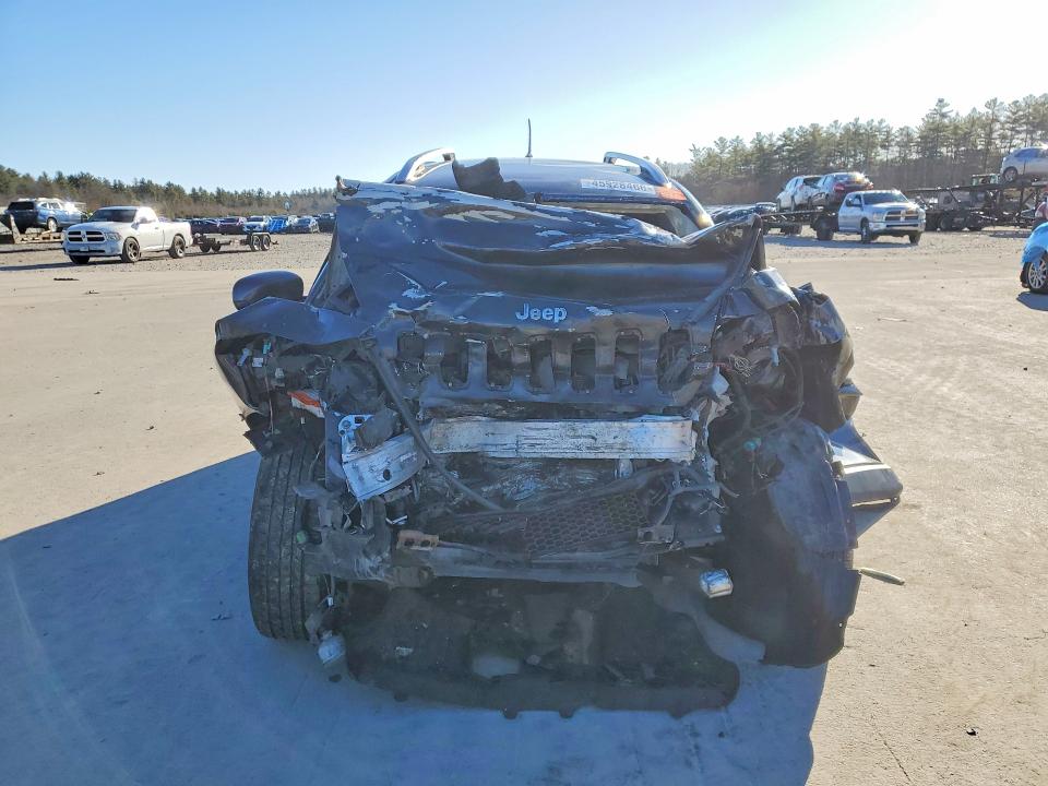 Продажа на аукционе авто 2016 Jeep Cherokee, vin: 1C4PJMCB8GW183235, номер лота: 45928466