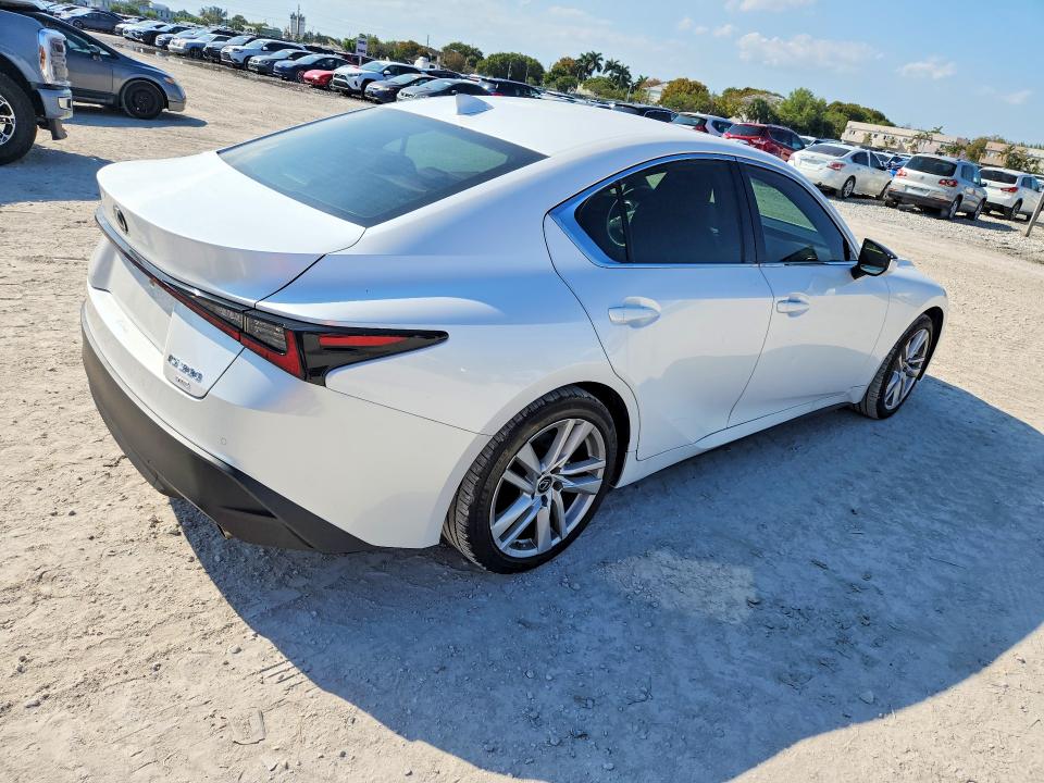 47384876 :رقم المزاد ، JTHC81F25M5043518 vin ، 2021 Lexus Is 300 مزاد بيع